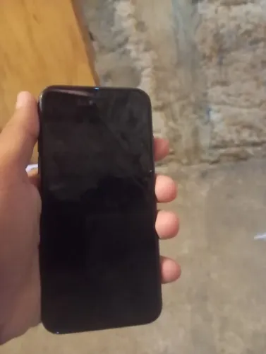 Vendo iPhone 8 semi novo.