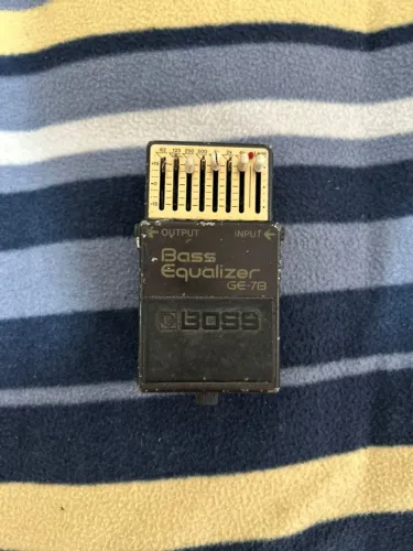 Pedal Equalizador Boss Ge-7b Para Contrabaixo
