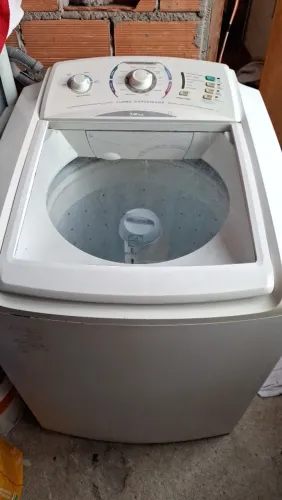 Máquina de lavar 12 kilos