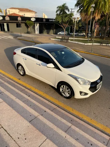 Hyundai HB20S Premium 1.6 Flex 16V Aut. 4P 2014