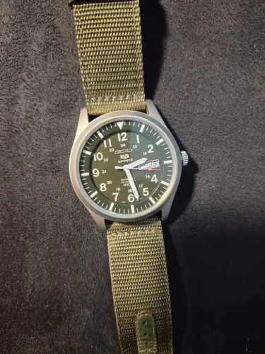 Seiko 5 Militar 42mm - Automático - excelente relógio 