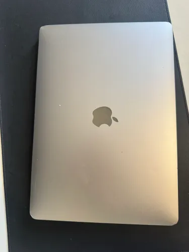 MacBook