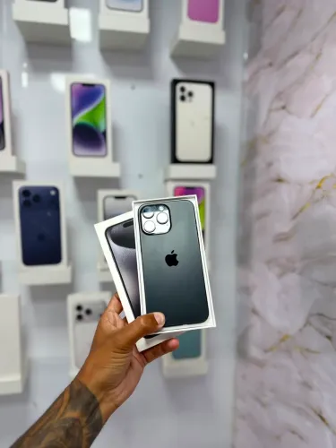 iPhone 15 Pro Max - 256GB