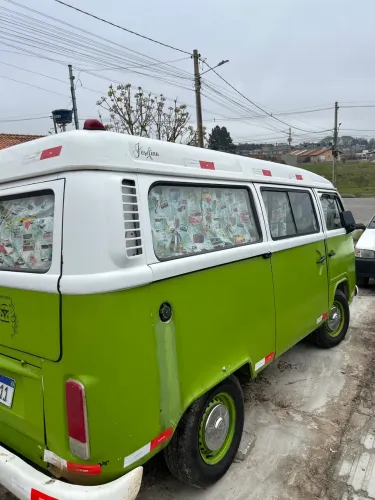 Volkswagen Kombi Standard/ Luxo/ Serie Prata 2004