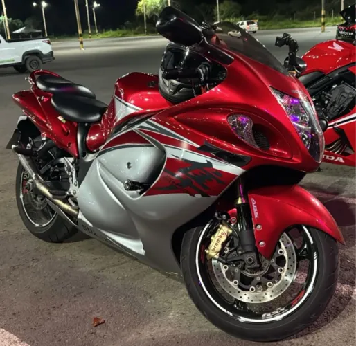 Hayabusa 1300CC Vermelha