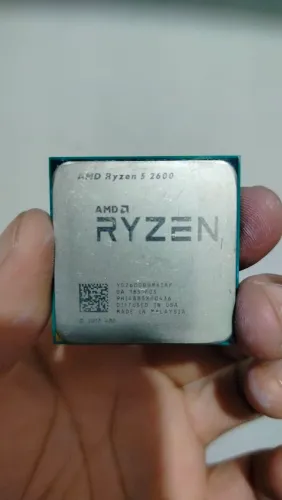 VENDO Processador AMD Ryzen 5 2600 3.4GHz (3.9GHz Turbo), 6-Cores 12-Threads