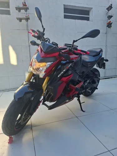 Suzuki GSX 1000