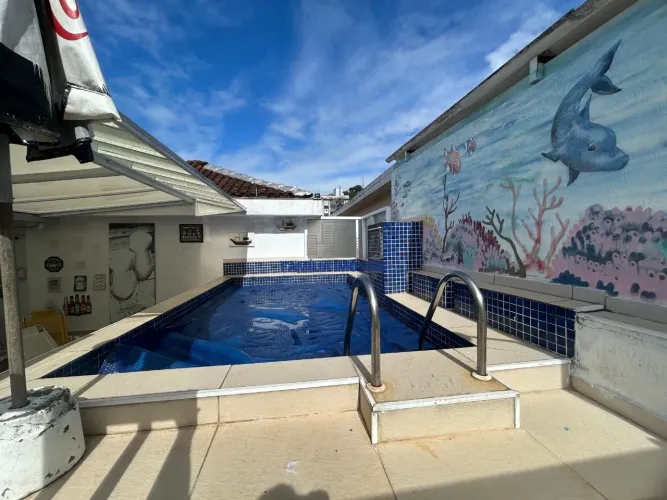 Casa sobrado à venda em Santos/SP Marapé 3 quartos 3 vagas piscina