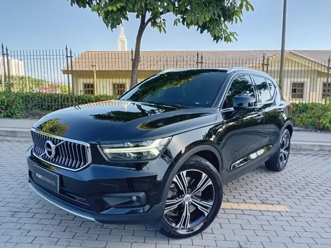 Volvo XC40 XC 40 T-5 Híbrido Momentum 1.5 262cv 2022