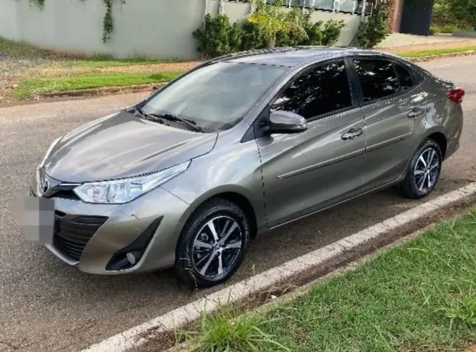 Toyota Yaris XL Sedan 1.5 Flex 16V 4P Aut. 2019