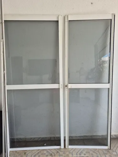 Portas de vidro alumínio 