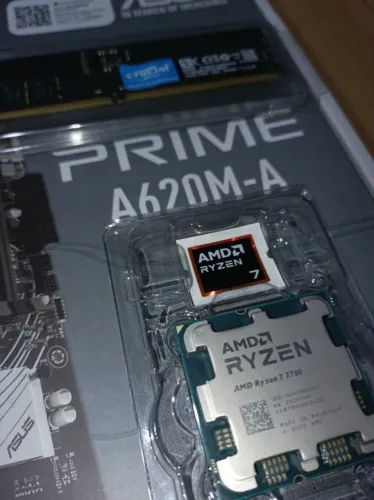 (12x cartão) Super Kit Amd Ryzen 7 7700 + A620m + 16gb Ddr5