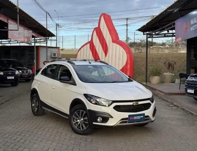 Chevrolet Onix Activ 1.4 8V Flex Mec. 4P 2018