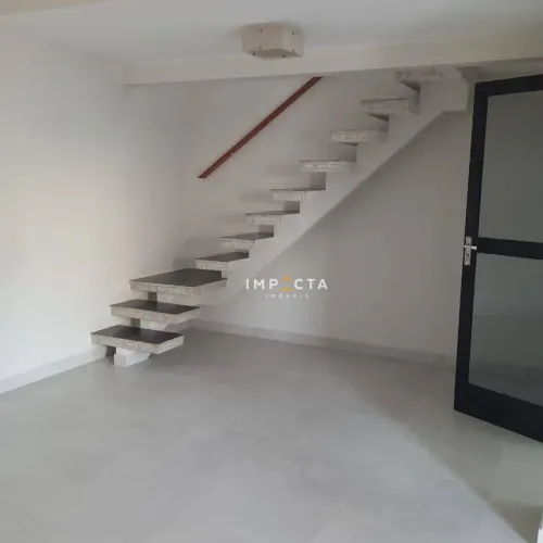 Casa com 5 dormitórios para alugar, 240 m² por R$ 5.600,00/mês - Centro - Pouso Alegre/MG