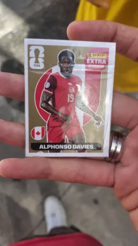 Figurinha alphonso davies