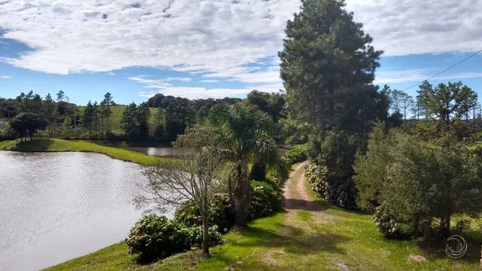 Sítio/Fazenda de 76216.5m² no bairro Rancho Queimado