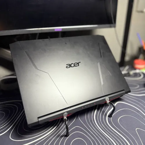 Acer Nitro 5 - I5 11400H + logitech g335 impecáveis