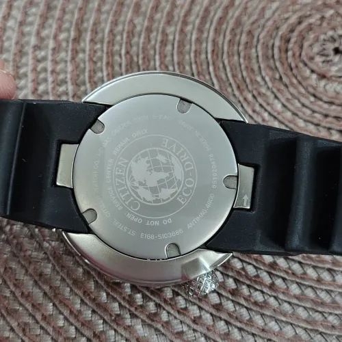 Citizen diver new ecoozilla 300m 
