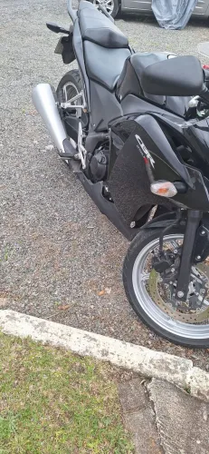 Vendo Moto CBR250R