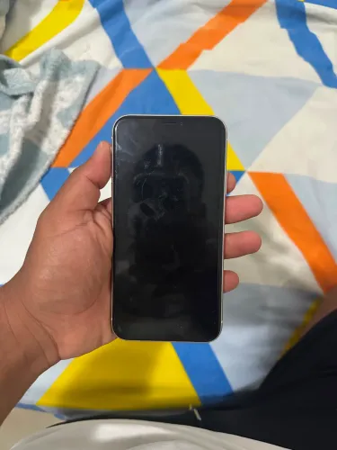iPhone 11 64GB BRANCO
