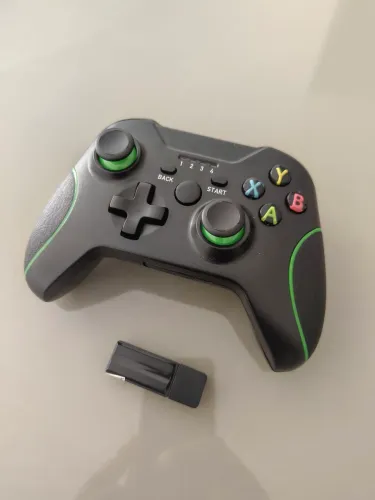 Controle Gamer Sem Fio USB 2.4GHz para PC e Notebook + Receptor