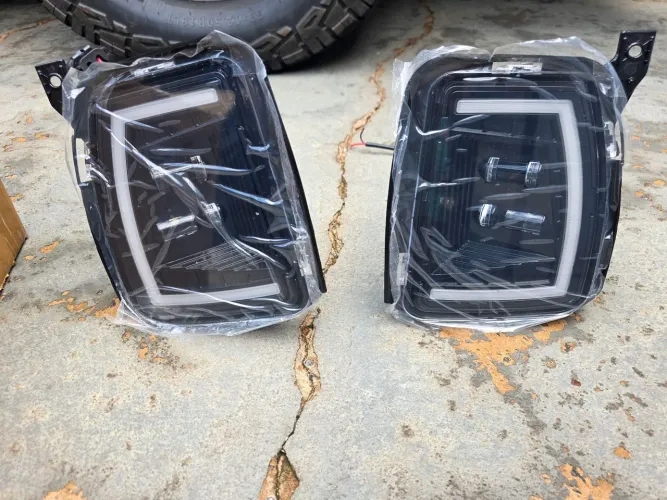 PAR FAROL NEBLINA RAM V8 CLASSIC FULL LED