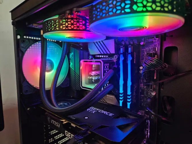 Vendo PC Gamer I5-13600KF, RTX 3060 e 32Gb de RAM
