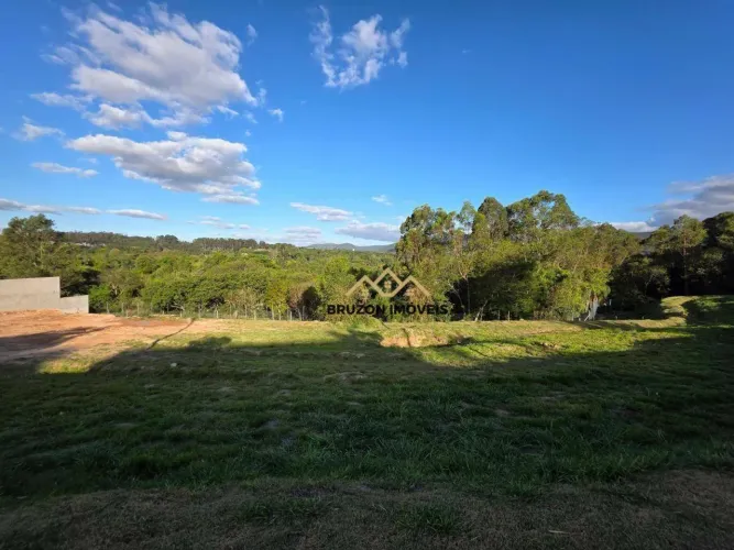 TERRENO EM DECLIVE A VENDA, 817M², R$420.000.00, CONDOMÍNIO TERRAS DA ALVORADA, NOVA ERA -