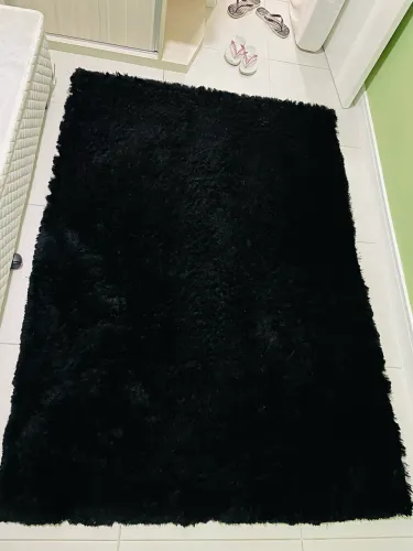 Tapete Felpudo Shaggy Preto 2,00 x 1,50 m - Excelente Estado