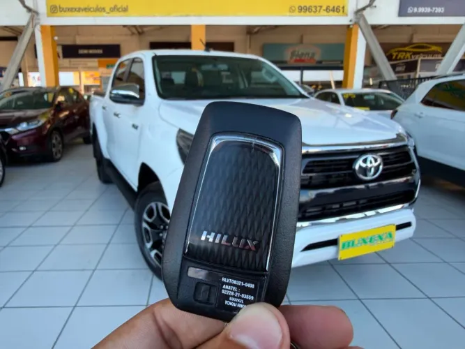Toyota Hilux CD SRV 4X4 2.8 TDI Diesel Aut. 2025