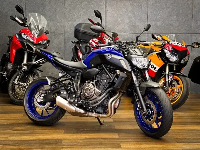 YAMAHA MT-07 2023/2023