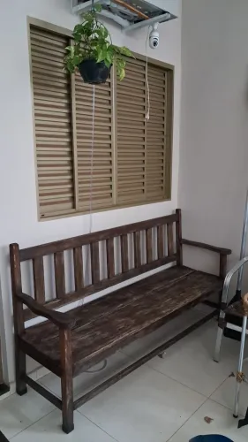 Banco de madeiral
