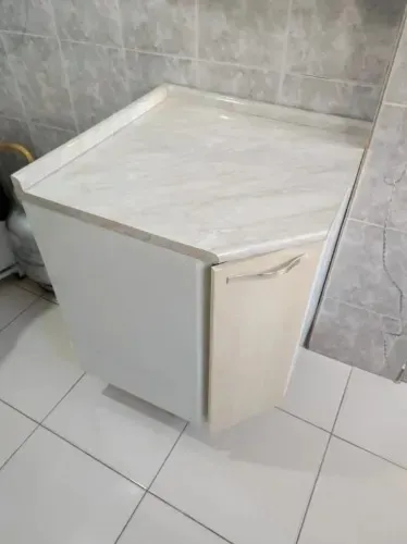 Armário de cozinha de canto