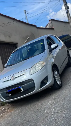 Fiat Palio Attractive 1.0 EVO Fire Flex 8V 5P 2013