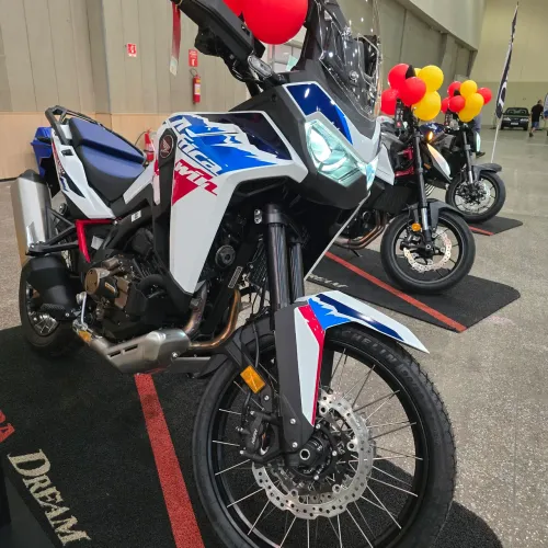 VENDO NOVA CRF 1100L AFRICA TWIN DCT 2026 ZERO KM A FATURAR PRONTA ENTREGA