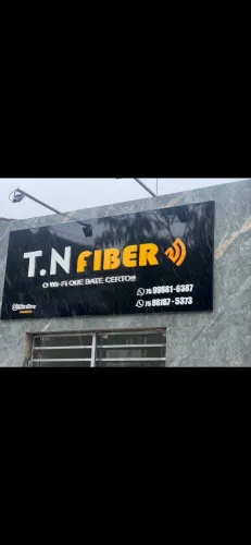 Fazemos fachada de ACM , lona , totem tudo em comunicação visual.