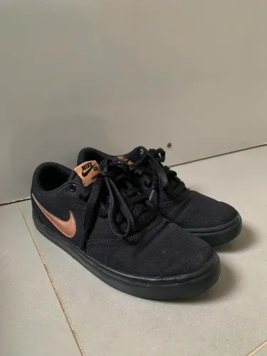 Nike Sb Check Solarsoft Feminino 