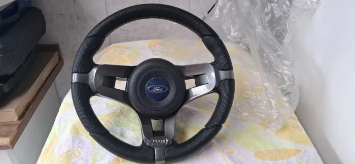 Volante Esportivo escort 