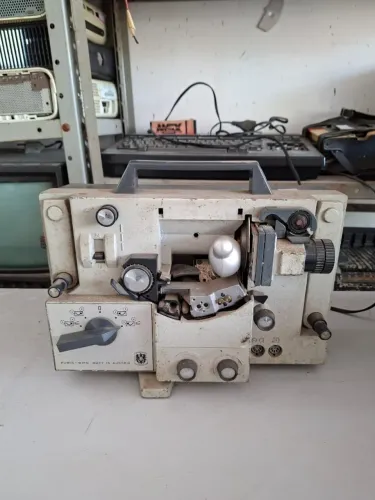 Projetor antigo sem testec