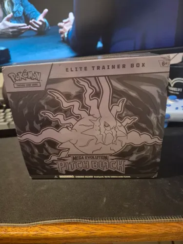 Elite Trainer Box ETB americana (sem boosters)