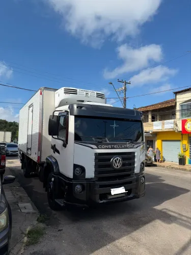 Volkswagem/ 13.180 caminhão