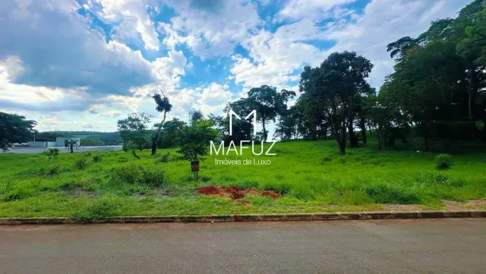 Lote à venda, Condomínio Versailles - Lagoa Santa/MG