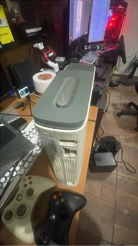 Xbox 360 Fat com jogos HD