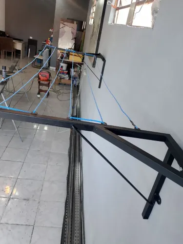 Varal retratil reforçado