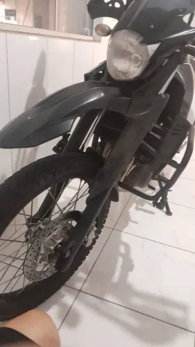 VENDO XT 660 EM OTIMO ESTADO. MOTO BEM CONSERVADA.