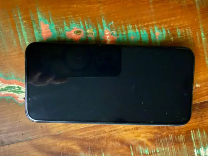     iPhone 15 Pro Max Azul 256GB | Saúde da Bateria 87%