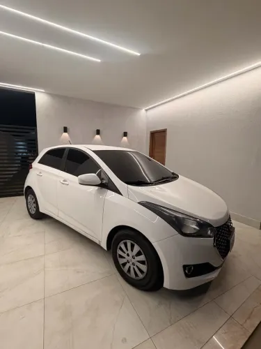 Hyundai HB20 Unique 1.0 Flex 12V Mec. 2019