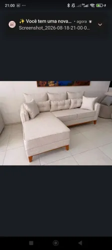 Sofá novo , no plástico... Tecido em linho puro