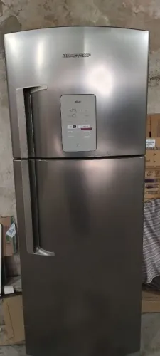 Refrigerador Frost Free Brastemp modelo BRM50 Inox