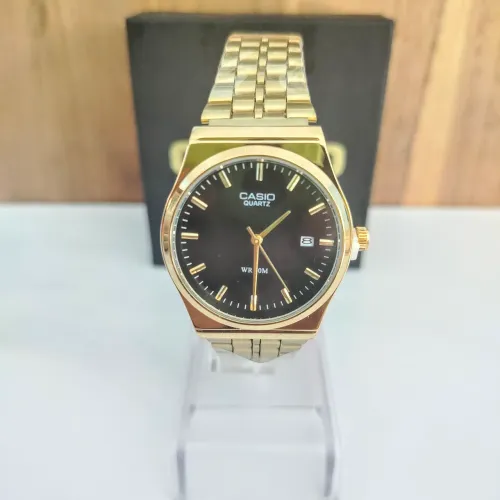 Relógio Casio Retrô Pulseira regulável prova de água 
